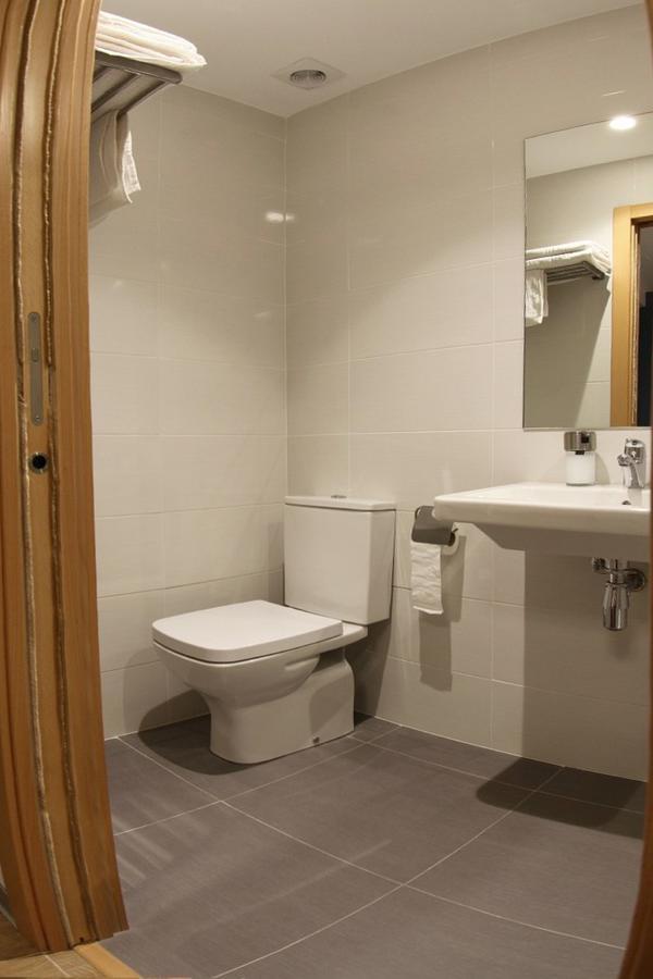 וייאדוליד Hostal Monaco מראה חיצוני תמונה