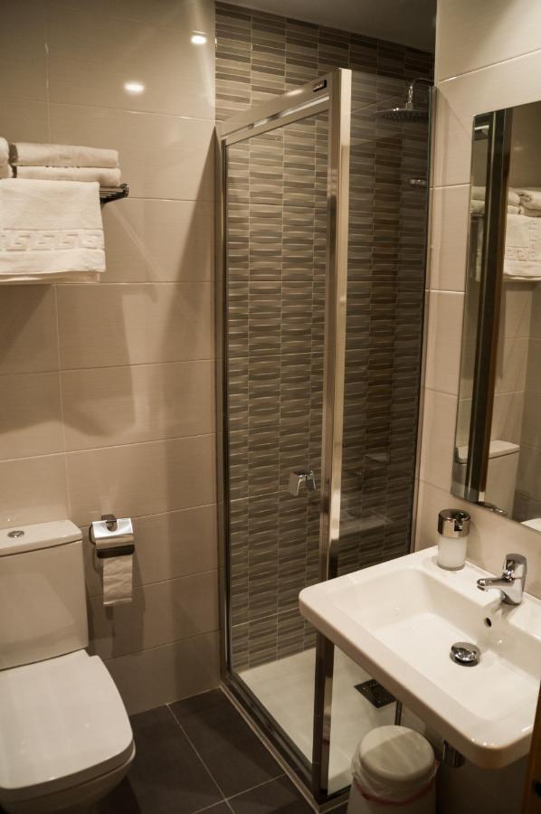 וייאדוליד Hostal Monaco מראה חיצוני תמונה