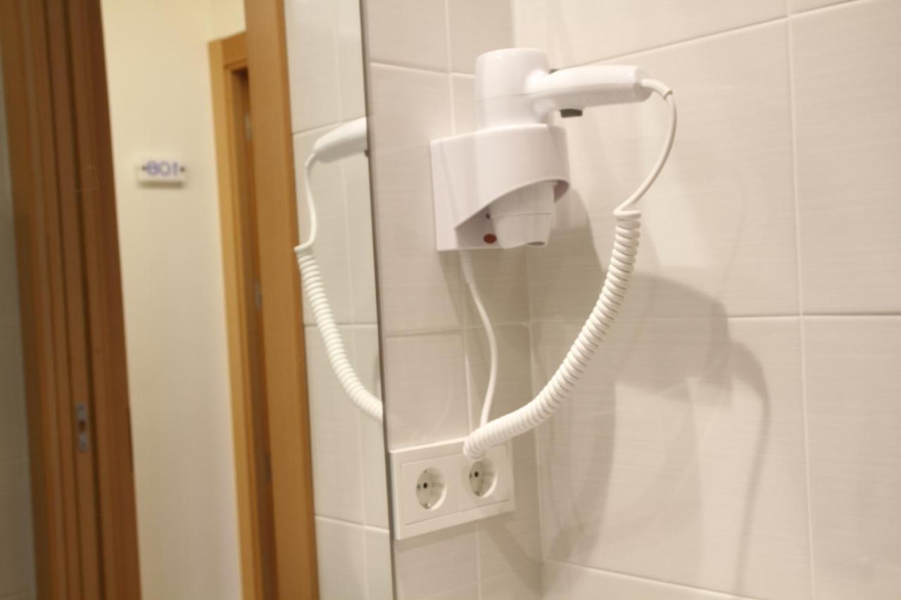 וייאדוליד Hostal Monaco מראה חיצוני תמונה