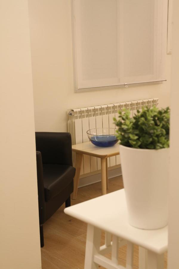 וייאדוליד Hostal Monaco מראה חיצוני תמונה